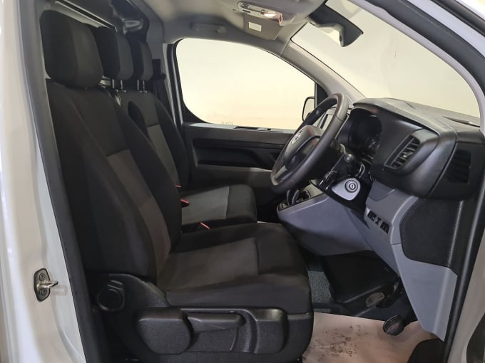 2025 Vauxhall Vivaro