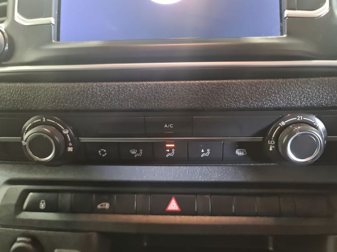 2025 Vauxhall Vivaro