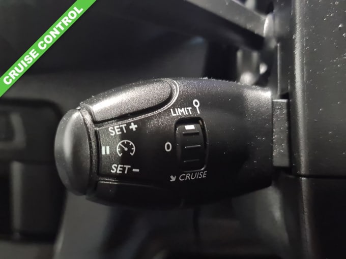 2025 Vauxhall Vivaro