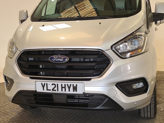 2025 Ford Transit Custom