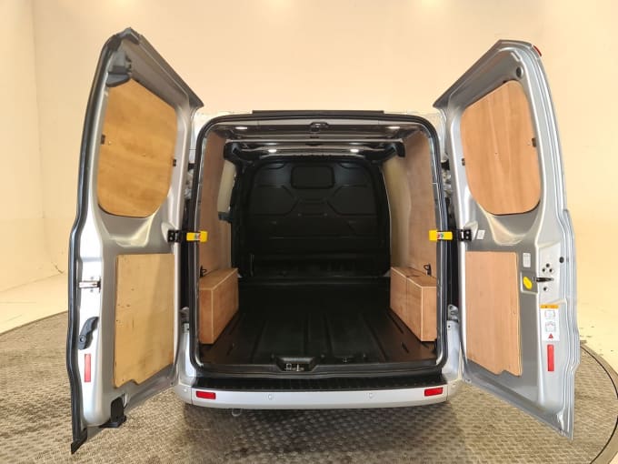 2025 Ford Transit Custom
