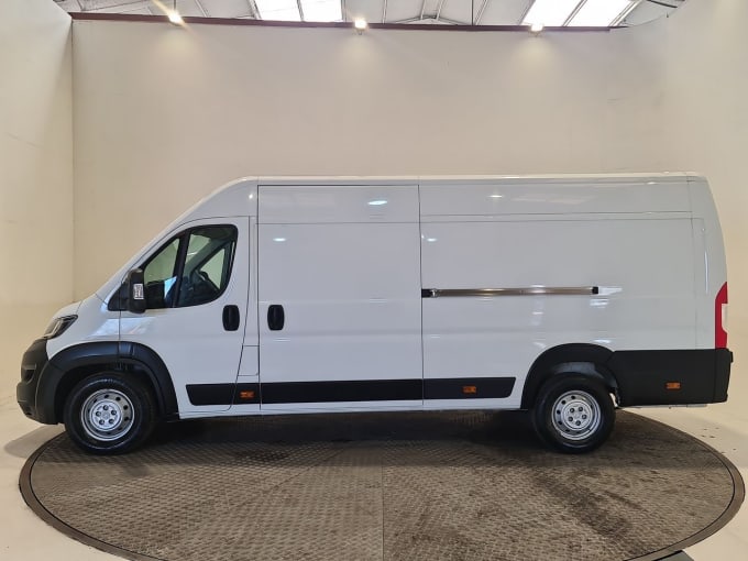 2025 Peugeot Boxer