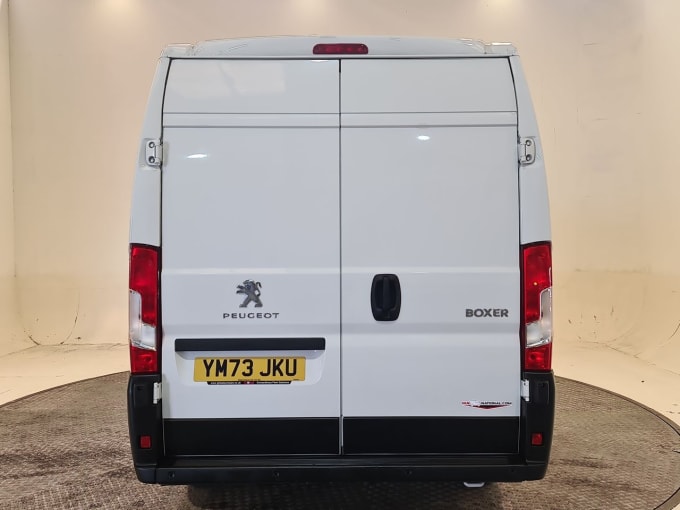 2025 Peugeot Boxer