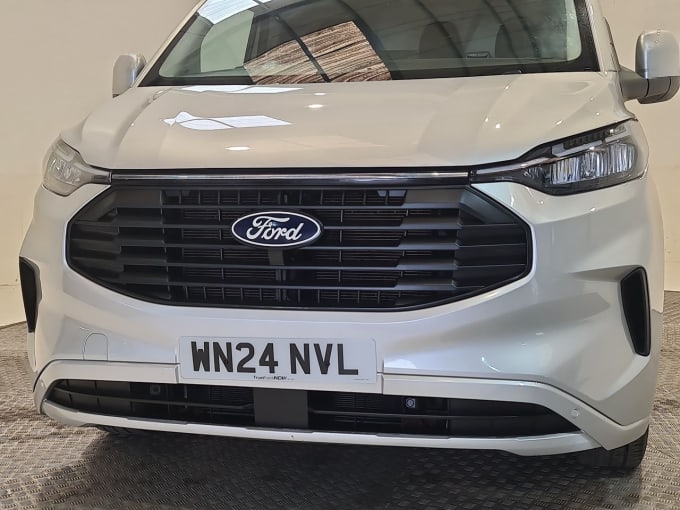 2025 Ford Transit Custom