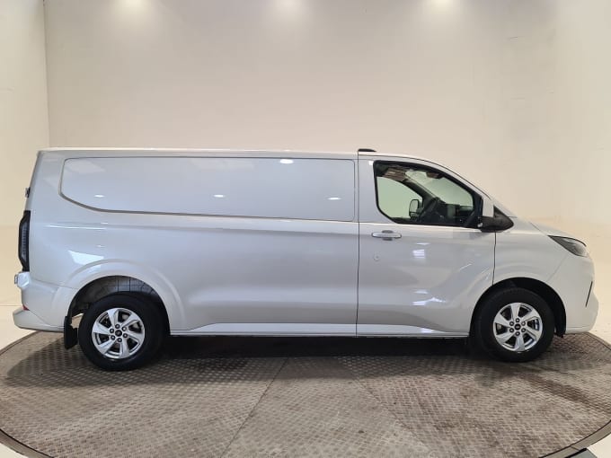 2025 Ford Transit Custom