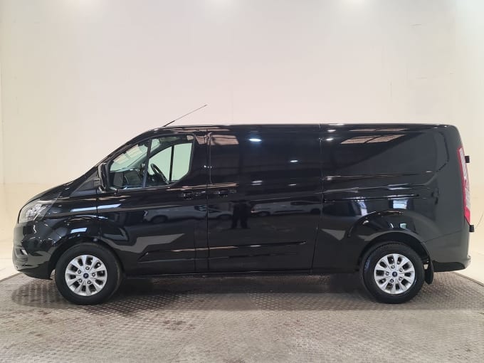 2025 Ford Transit Custom