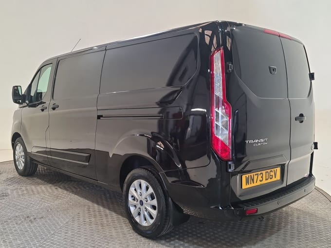 2025 Ford Transit Custom