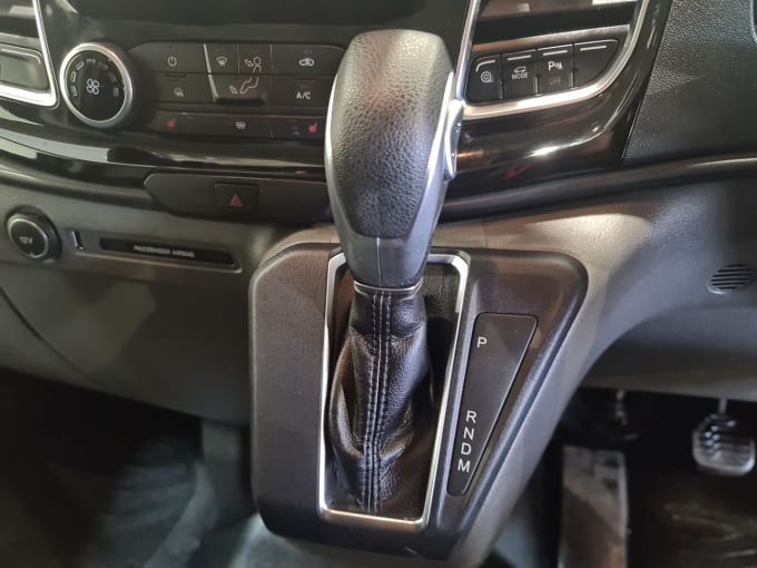 2025 Ford Transit Custom