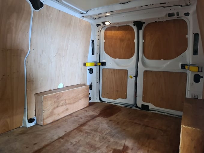 2025 Ford Transit Custom