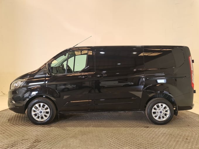 2025 Ford Transit Custom