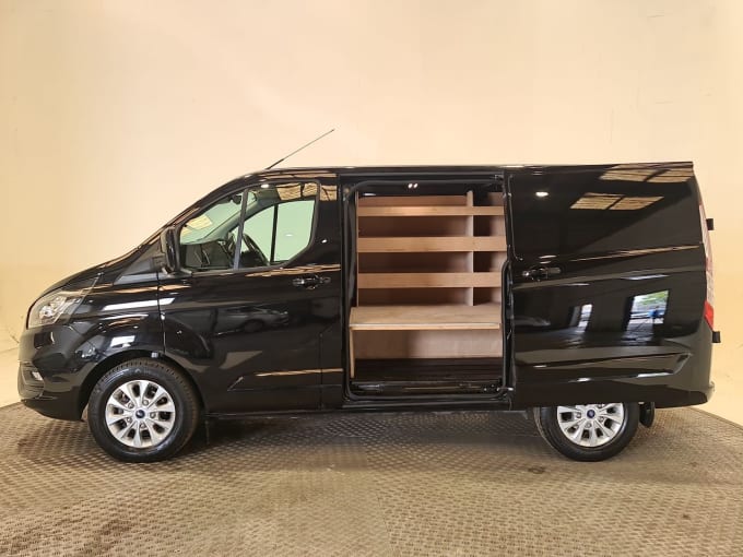 2025 Ford Transit Custom