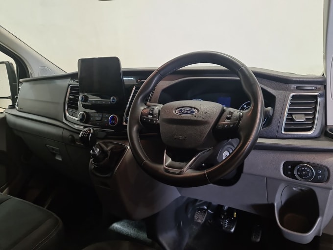 2025 Ford Transit Custom