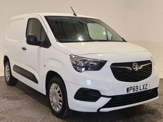 2025 Vauxhall Combo