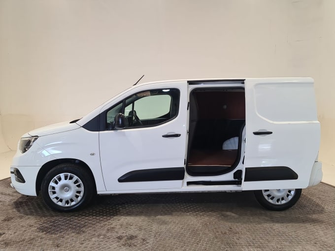 2025 Vauxhall Combo