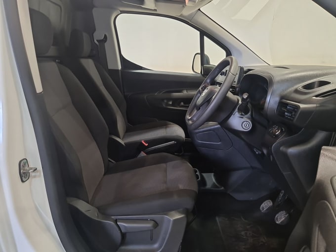 2025 Vauxhall Combo