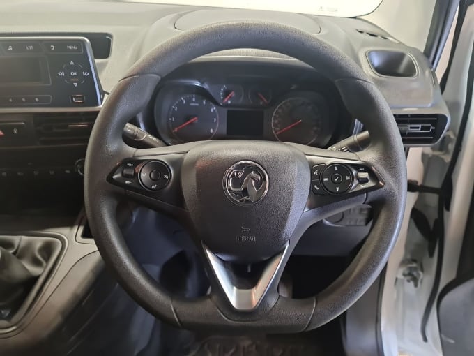 2025 Vauxhall Combo