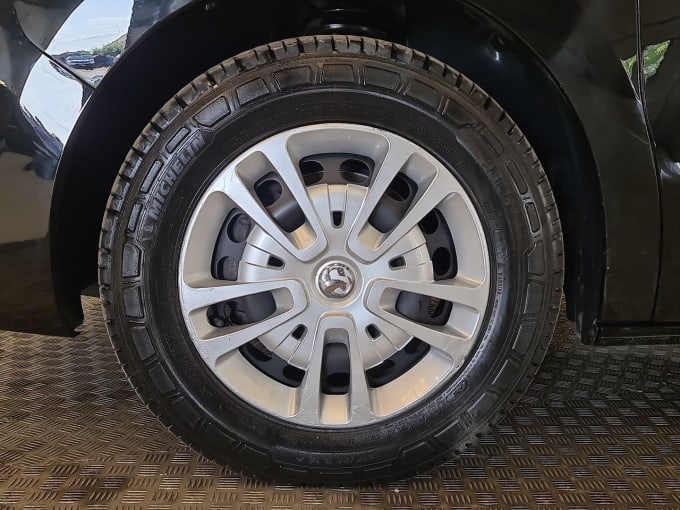 2025 Vauxhall Vivaro