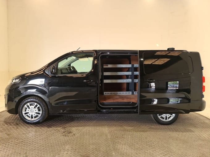 2025 Vauxhall Vivaro