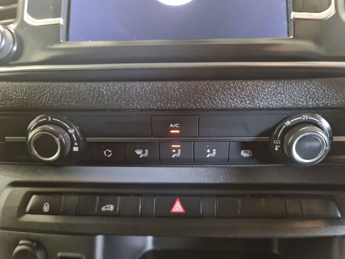 2025 Vauxhall Vivaro