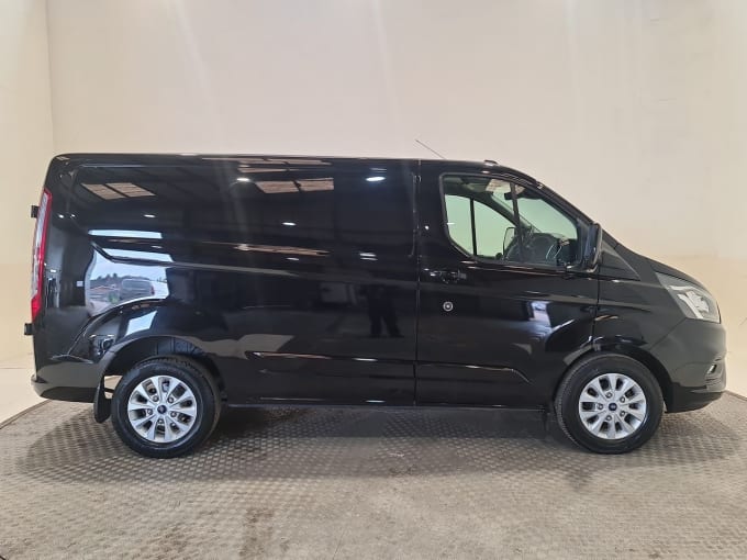 2025 Ford Transit Custom