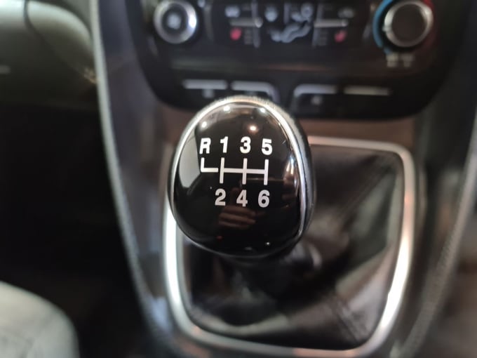 2025 Ford Transit Connect