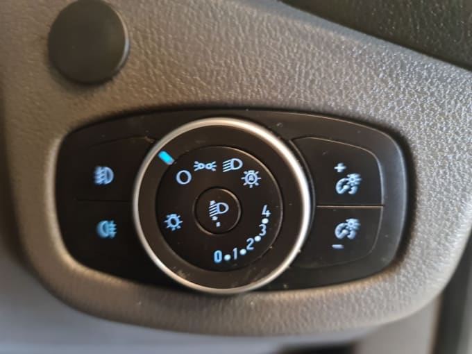 2025 Ford Transit Connect