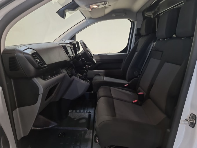 2025 Vauxhall Vivaro