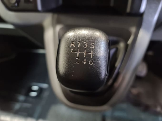 2025 Vauxhall Vivaro