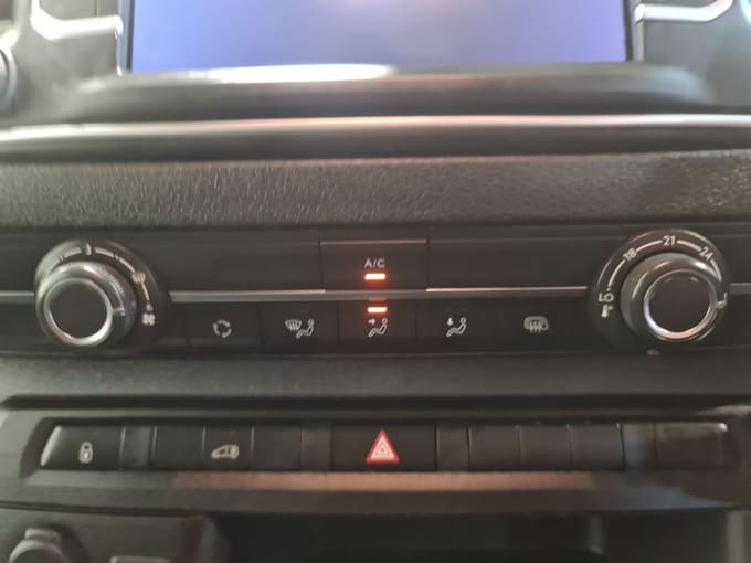 2025 Vauxhall Vivaro