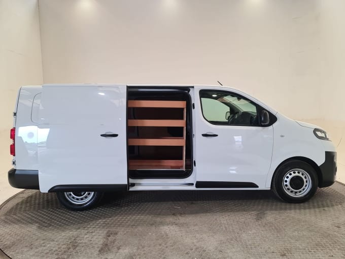 2025 Vauxhall Vivaro