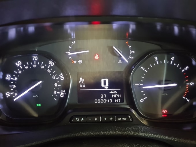 2025 Vauxhall Vivaro