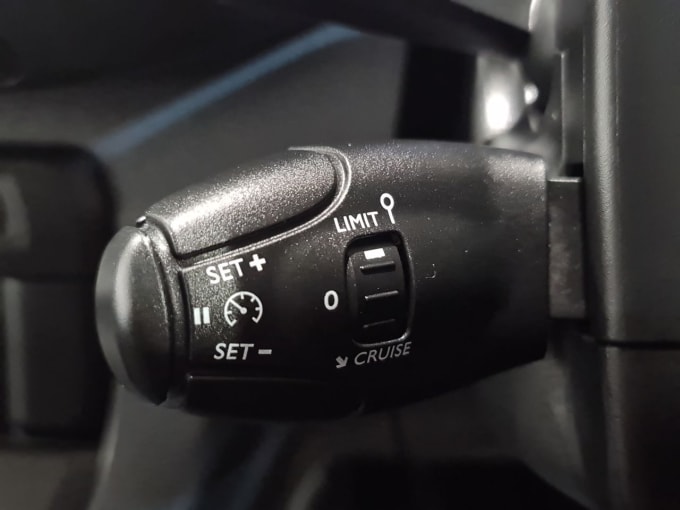 2025 Vauxhall Vivaro