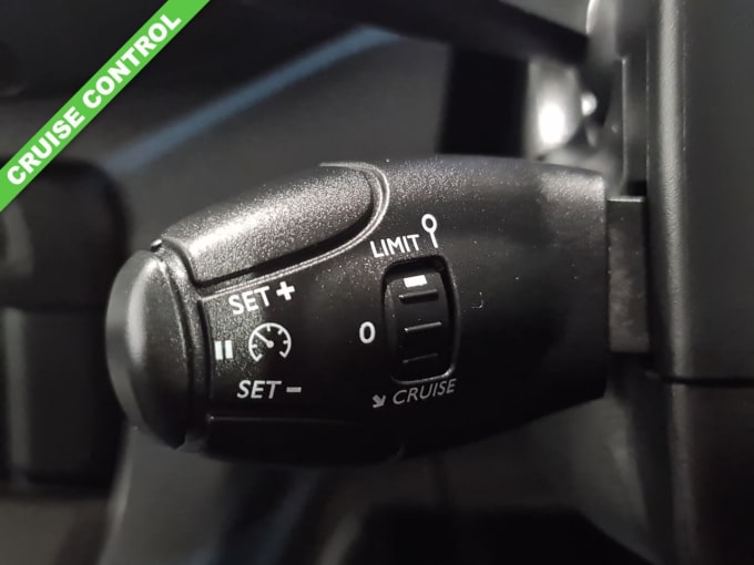2025 Vauxhall Vivaro