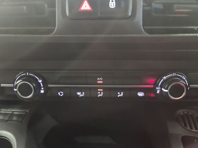 2025 Peugeot Partner