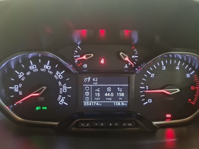 2025 Peugeot Partner
