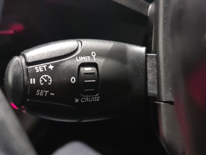 2025 Peugeot Partner