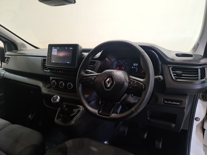 2025 Renault Trafic
