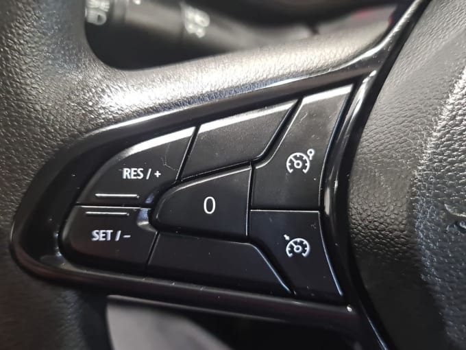 2025 Renault Trafic