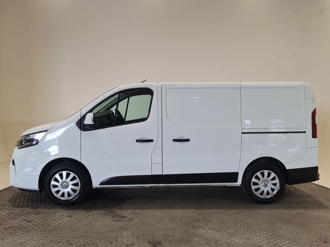 2025 Nissan Primastar