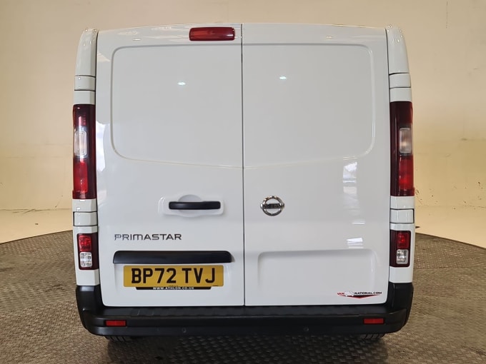 2025 Nissan Primastar