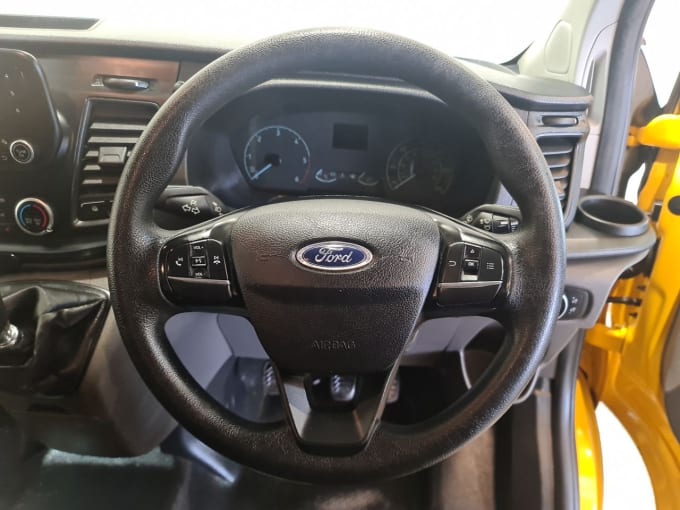 2025 Ford Transit Custom