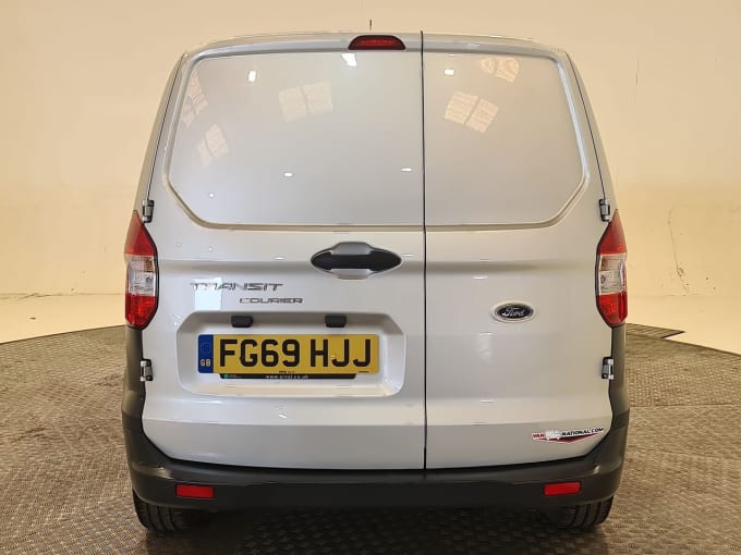 2025 Ford Transit Courier