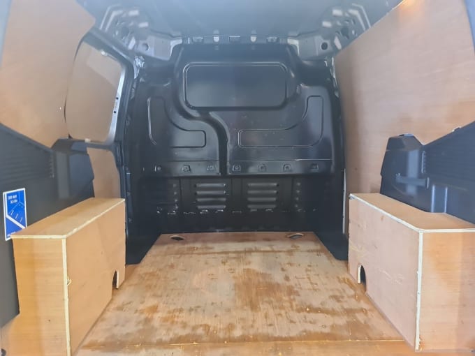 2025 Ford Transit Courier