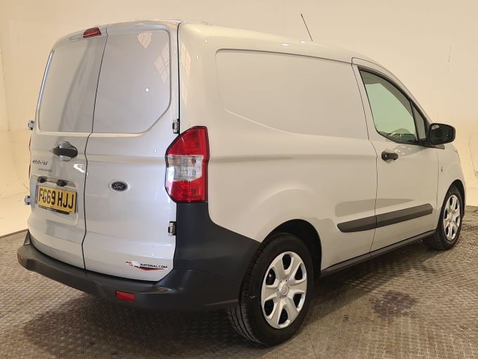 2025 Ford Transit Courier