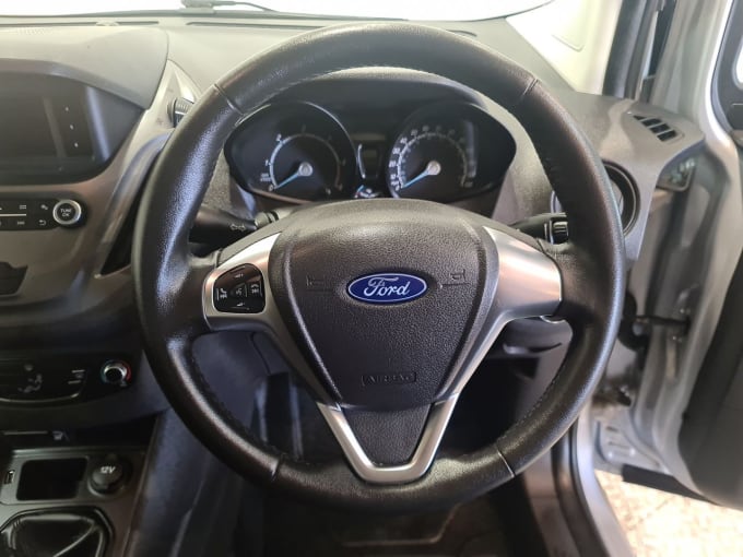 2025 Ford Transit Courier