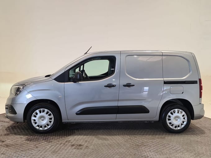 2025 Vauxhall Combo