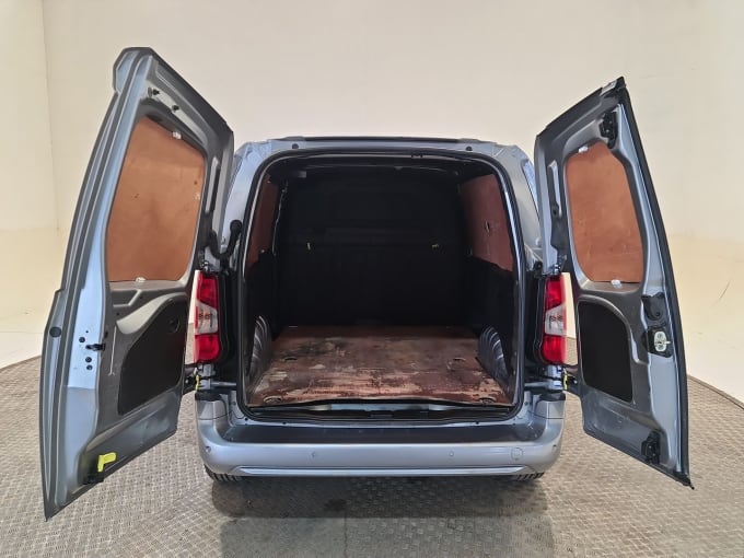 2025 Vauxhall Combo