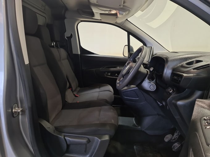 2025 Vauxhall Combo