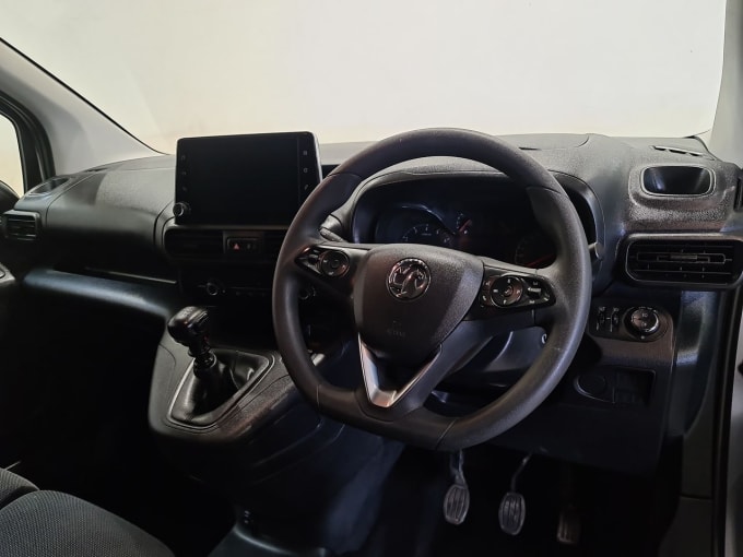 2025 Vauxhall Combo