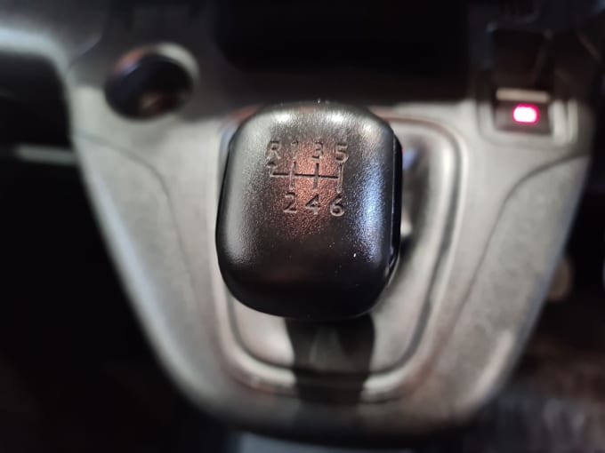 2025 Vauxhall Combo